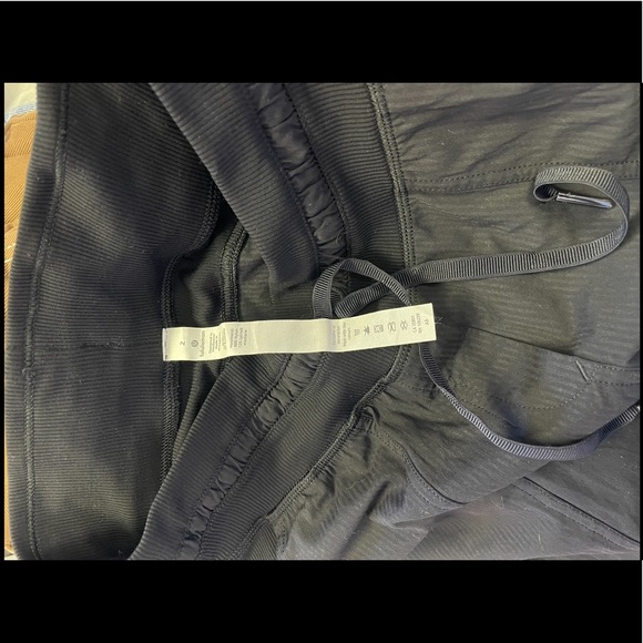 Lululemon dance studio crop pants - Picture 4 of 5